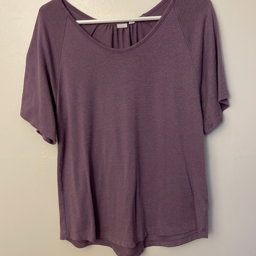 💙 Gap purple short sleeve shirt. Size Small